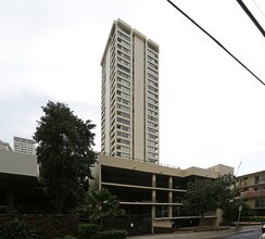 Waikiki Skytower in Honolulu, HI - Building Photo - Building Photo