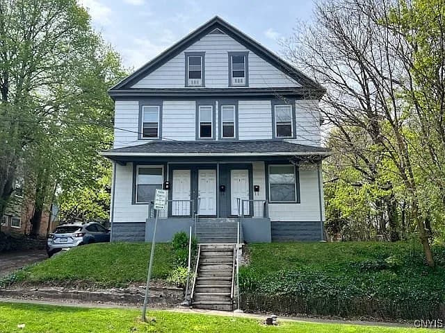 321-25 N Midler Ave
