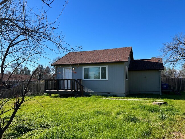property at 2218 Oxford Rd