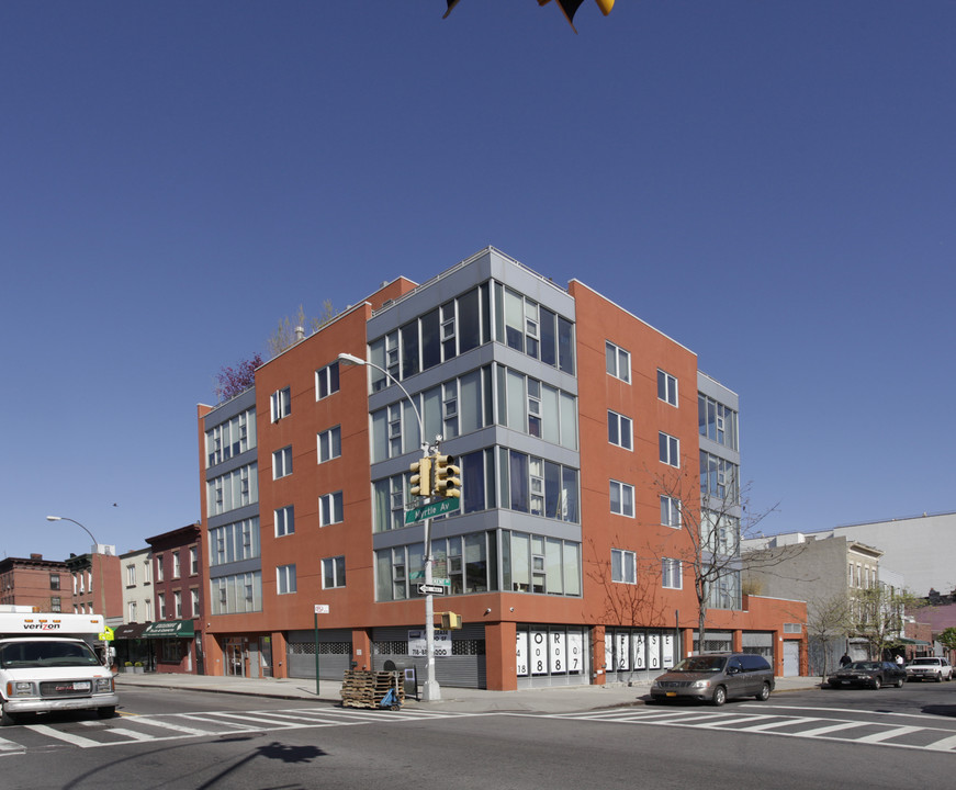 609 Myrtle Ave in Brooklyn, NY - Building Photo