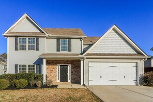 165 Camellia Way in Dallas, GA - Building Photo