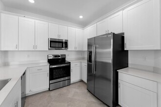 2856 CITRUS St in Naples, FL - Building Photo - Building Photo