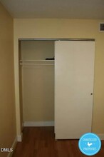 115 Florence St, Unit 13 in Graham, NC - Foto de edificio - Building Photo