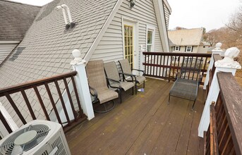 55 Hobart St in Boston, MA - Building Photo - Building Photo