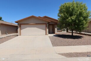 14217 Otter Point Ct in El Paso, TX - Building Photo