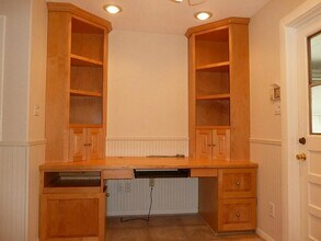 9122 Western Dr in Houston, TX - Building Photo - Building Photo