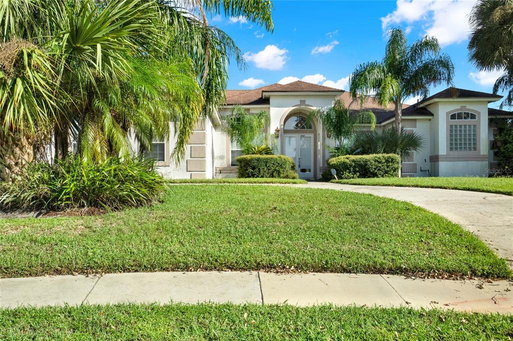 7807 Chatterley Ct in Orlando, FL - Foto de edificio