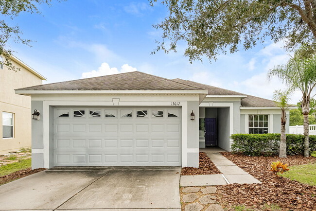 13017 Avalon Crest Ct in Riverview, FL - Foto de edificio - Building Photo