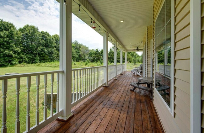 528 N Mary Lynn Ln in Nixa, MO - Building Photo - Building Photo