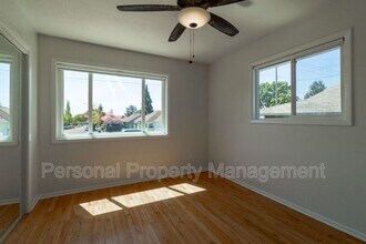 2404 E 13th St in Vancouver, WA - Building Photo - Building Photo