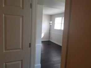 5233 Queensberry Ave in Springfield, VA - Building Photo - Building Photo