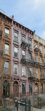 500 Clinton Ave in Brooklyn, NY - Foto de edificio - Building Photo