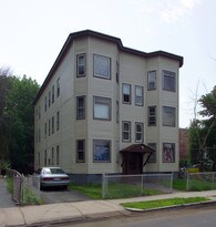 21½ Bancroft St in Springfield, MA - Building Photo