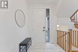 134 De La Roche Dr in Vaughan, ON - Building Photo - Building Photo