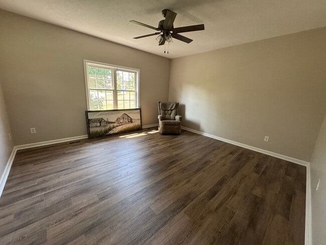 5961 Hines Cir in Lynchburg, VA - Building Photo - Building Photo