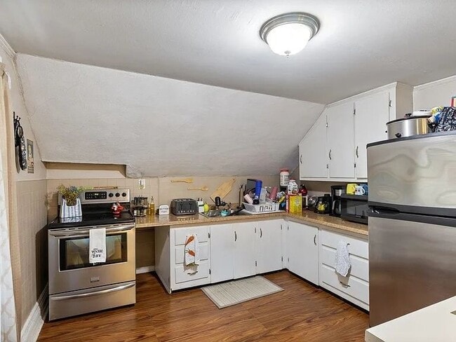 17 2nd St, Unit Apt A in Somersworth, NH - Building Photo - Building Photo