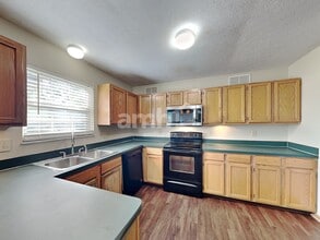 3300 Darby Glen Blvd in Hilliard, OH - Building Photo - Building Photo