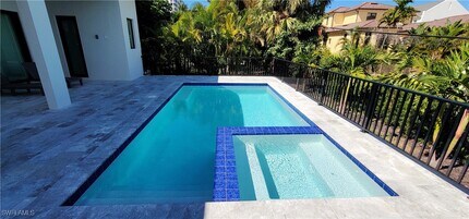 511 91st Ave N in Naples, FL - Building Photo - Building Photo