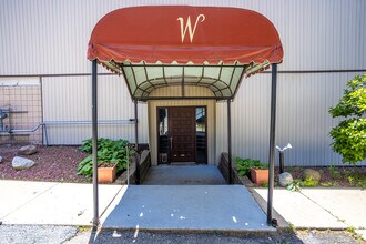 4902 University Ave in Des Moines, IA - Building Photo - Building Photo