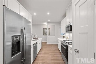 406 Smallwood Dr in Durham, NC - Building Photo - Building Photo