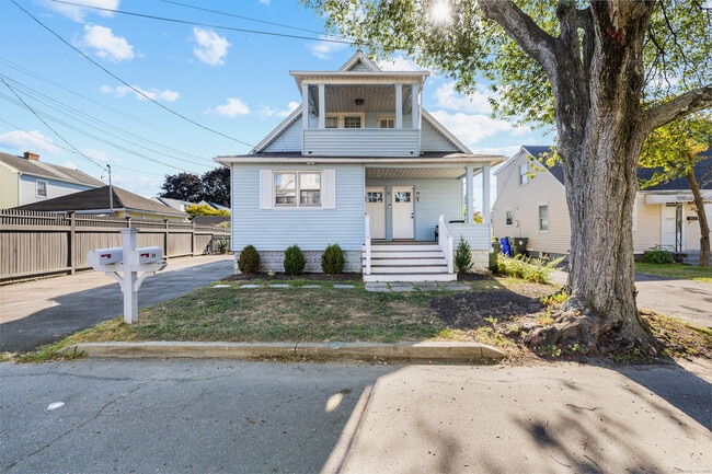 property at 27 Churchill St