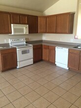 6542 92nd St in Lubbock, TX - Building Photo - Building Photo