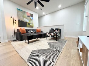 611 SW 2nd St in Bentonville, AR - Building Photo - Building Photo