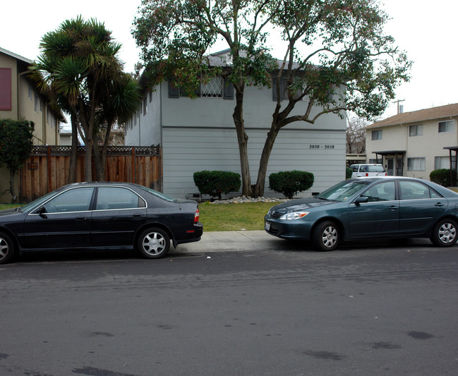 3050-3058 Emerson St in Palo Alto, CA - Building Photo - Building Photo