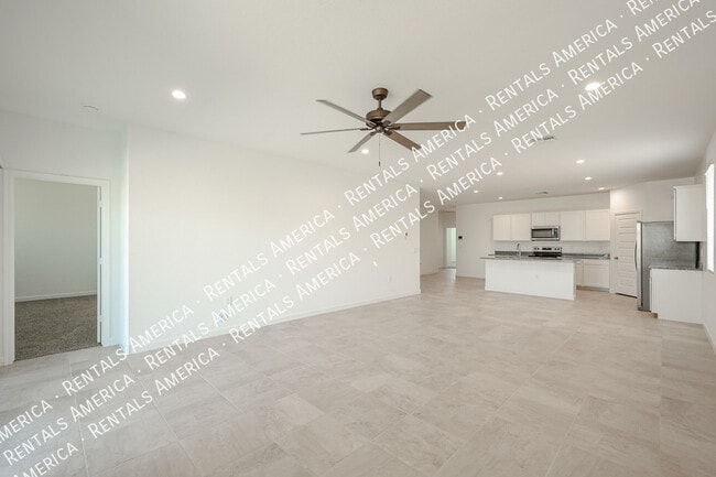 38060 W Frascati Ave in Maricopa, AZ - Building Photo - Building Photo