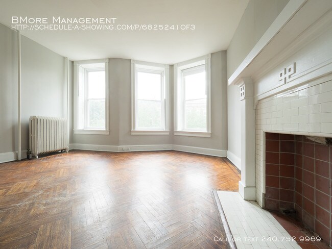 3043 St Paul St-Unit -D in Baltimore, MD - Foto de edificio - Building Photo