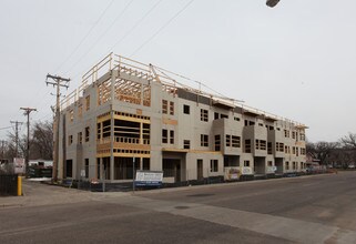 Audubon Crossing Apartments in Minneapolis, MN - Foto de edificio - Building Photo
