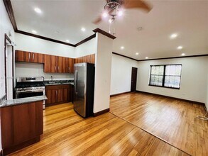 1470 Lincoln Terrace in Miami Beach, FL - Building Photo - Building Photo