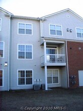 13138 Marcey Creek Rd in Herndon, VA - Building Photo - Building Photo