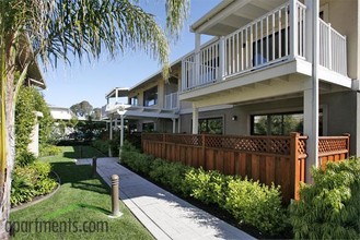 City Place Apartments in Concord, CA - Building Photo - Building Photo