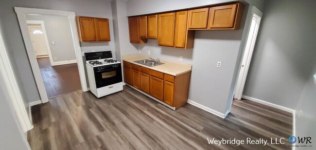 1646 Rosemont Ave in Cincinnati, OH - Building Photo - Building Photo