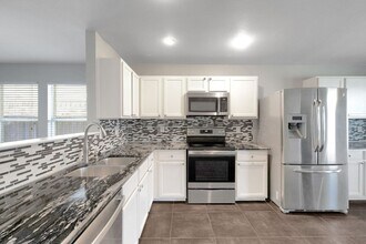 2708 Bur Oak Dr in Little Elm, TX - Building Photo - Building Photo
