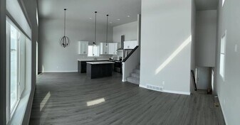 3717 50th St S in Fargo, ND - Building Photo