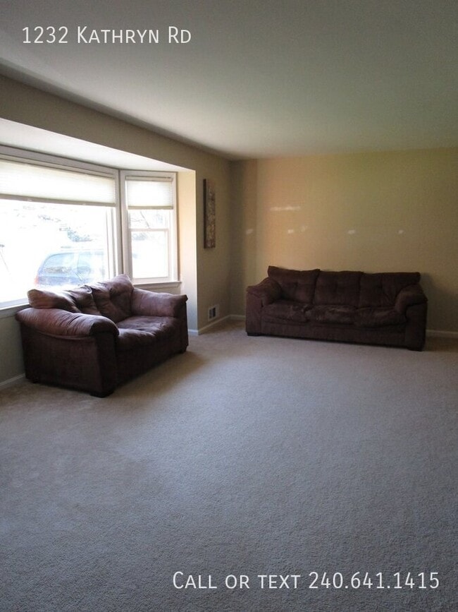 1232 Kathryn Rd in Silver Spring, MD - Building Photo - Building Photo