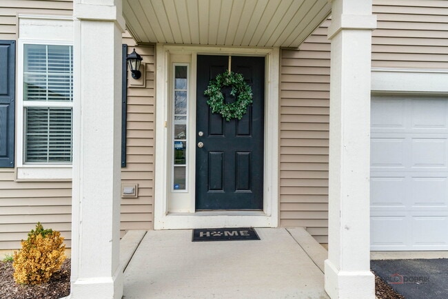 202 Minuet Cir in Volo, IL - Building Photo - Building Photo