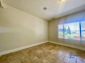 2268 Pintura Dr in Saint George, UT - Building Photo - Building Photo