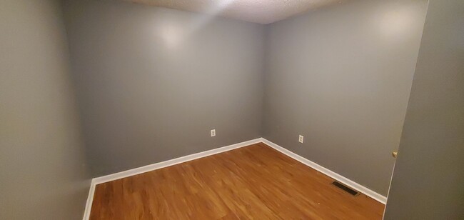 1809 Gatewood Ave in Greensboro, NC - Building Photo - Building Photo