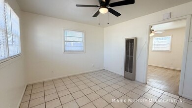 4815 35th St in Lubbock, TX - Building Photo - Building Photo