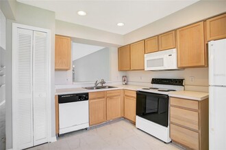 13324 Fairway Glen Dr in Orlando, FL - Building Photo - Building Photo