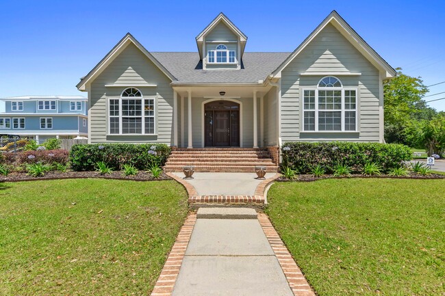 property at 386 Meaut St