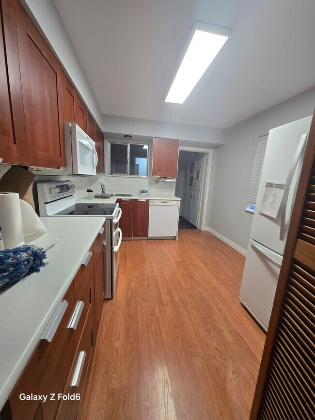 10995-10964 64 Ave in Delta, BC - Building Photo - Building Photo