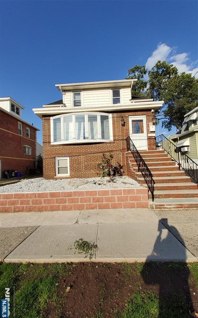 property at 613 3rd St