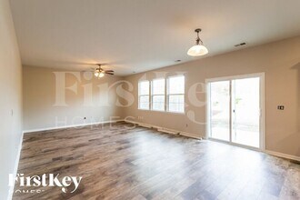 202 Swamp Creek Ln in Moncks Corner, SC - Building Photo - Building Photo