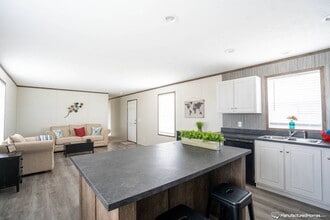 8025 S Huron River Dr in South Rockwood, MI - Building Photo - Building Photo