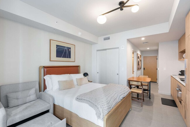 11 NE 6th St, Unit SI ID1373696P in Miami, FL - Building Photo - Building Photo