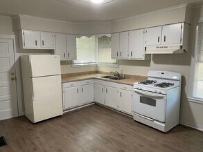 1709 24th Ave in Gulfport, MS - Building Photo - Building Photo
